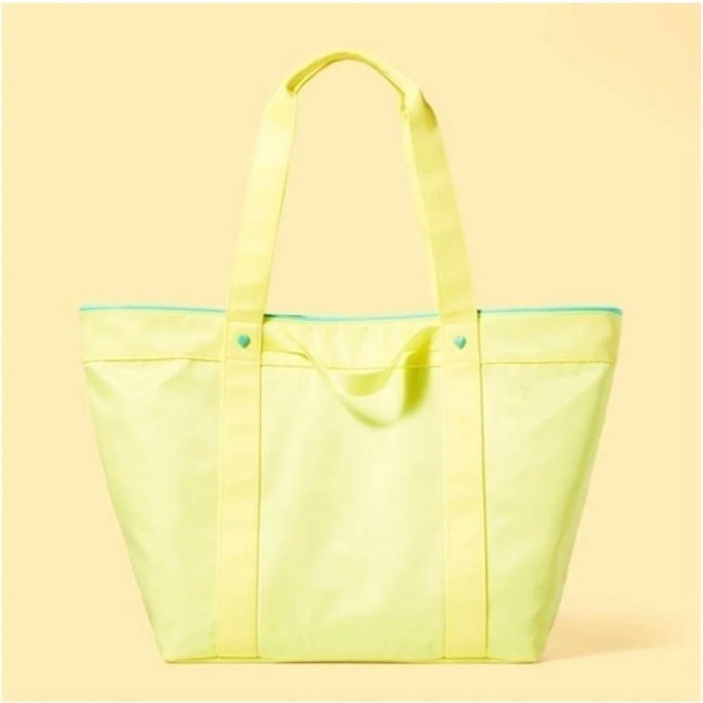 ❌ SOLD ❌ 
Stoney clover lane beach tote